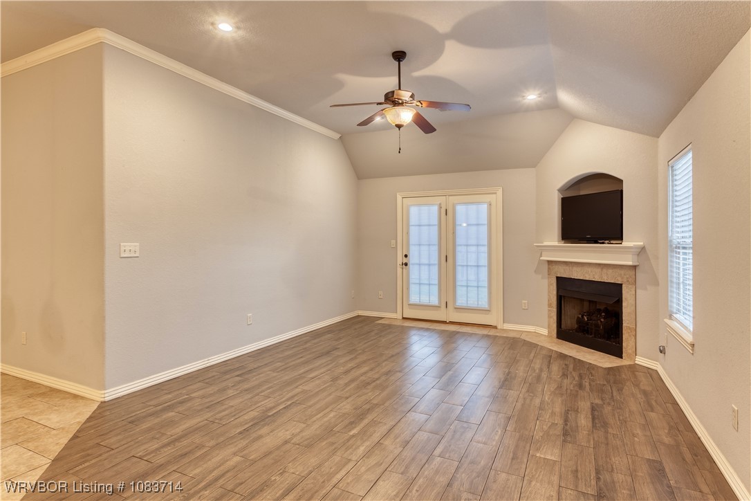 property viewer photo 6
