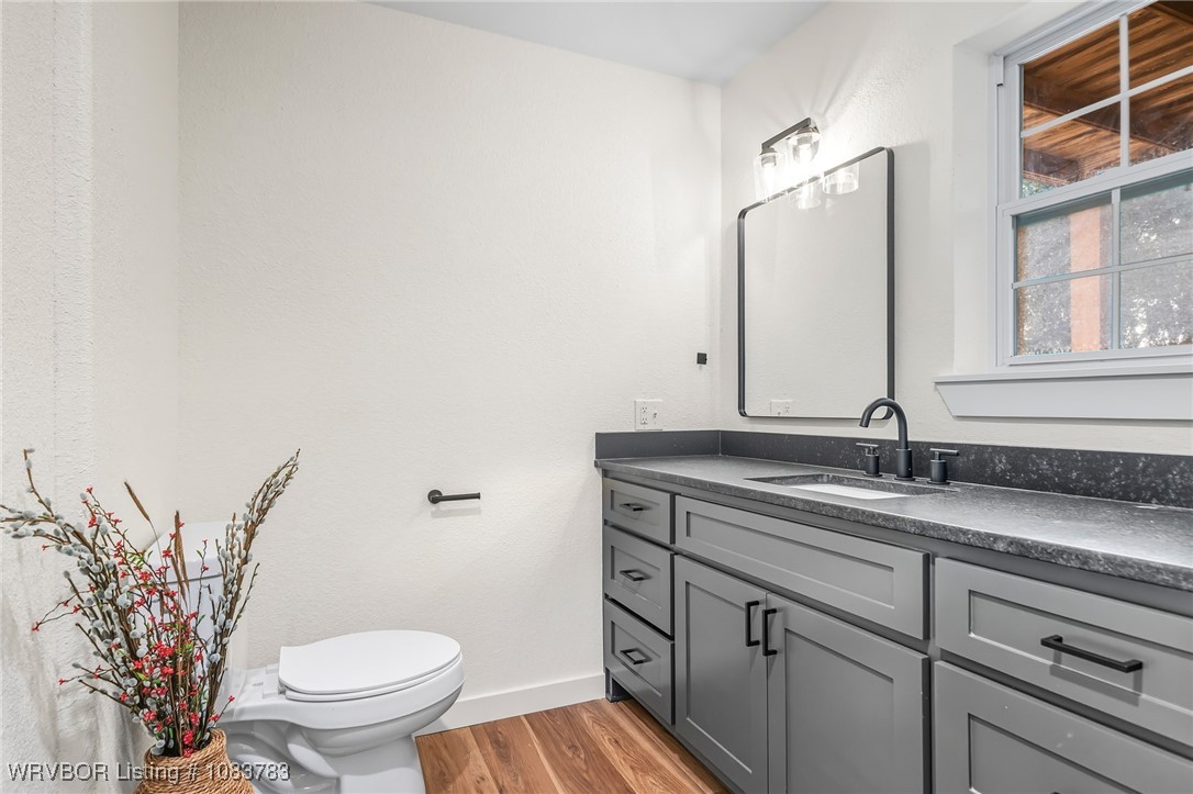 property viewer photo 12