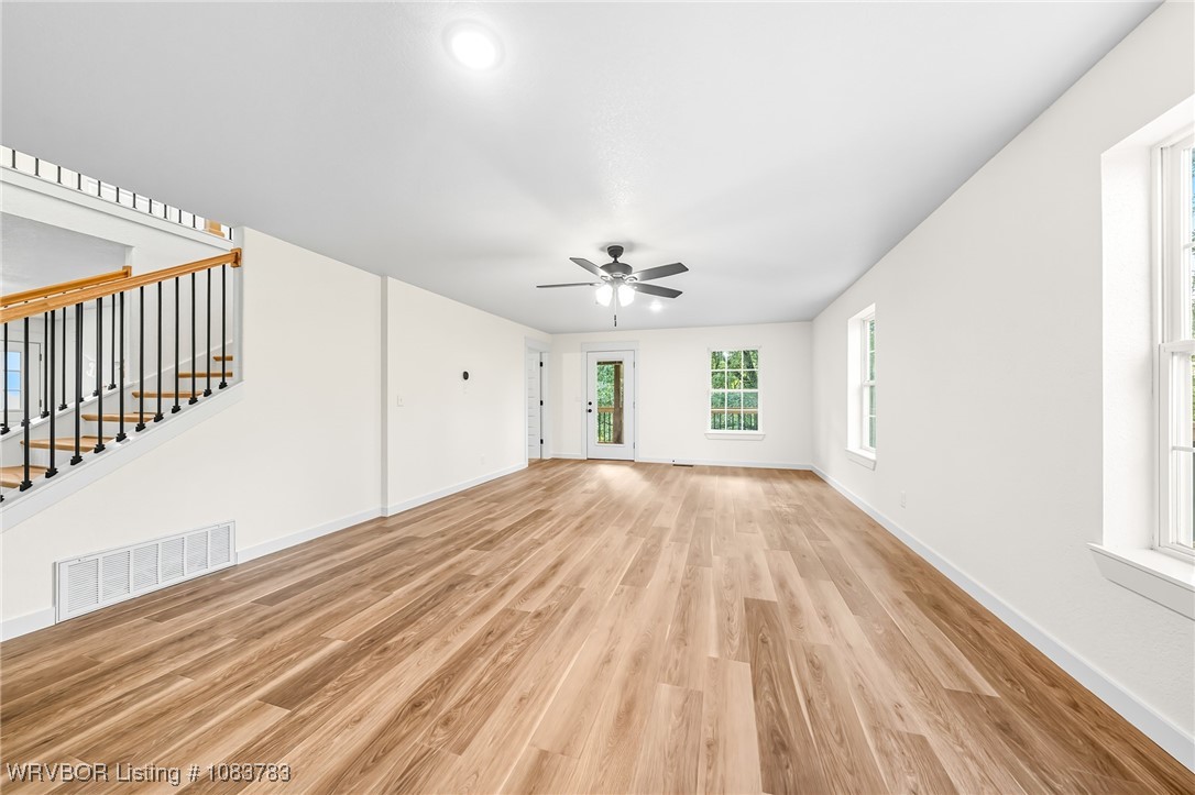 property viewer photo 9