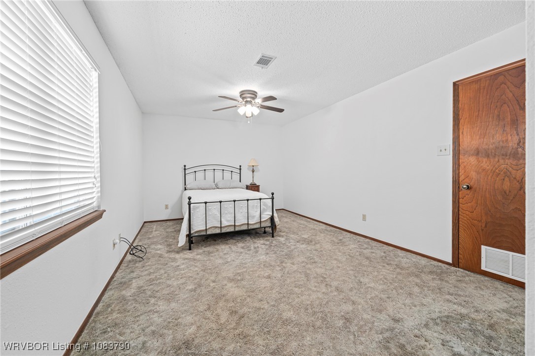 property viewer photo 26
