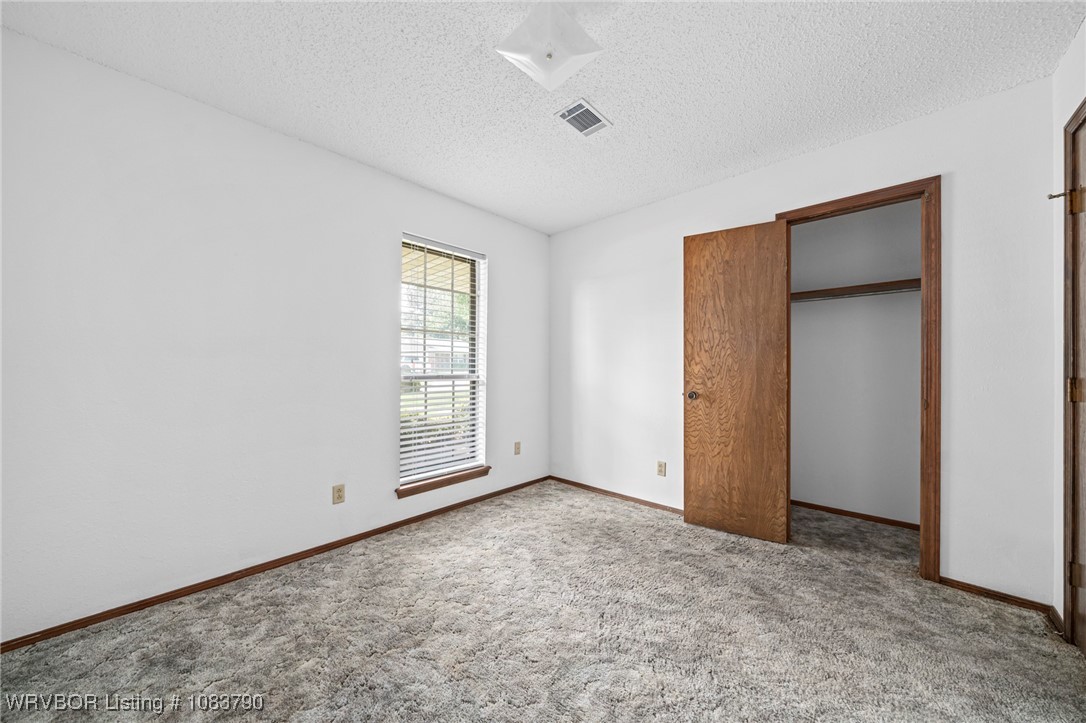 property viewer photo 33
