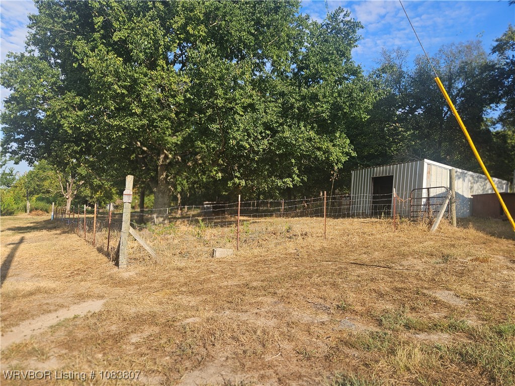 main property photo 9