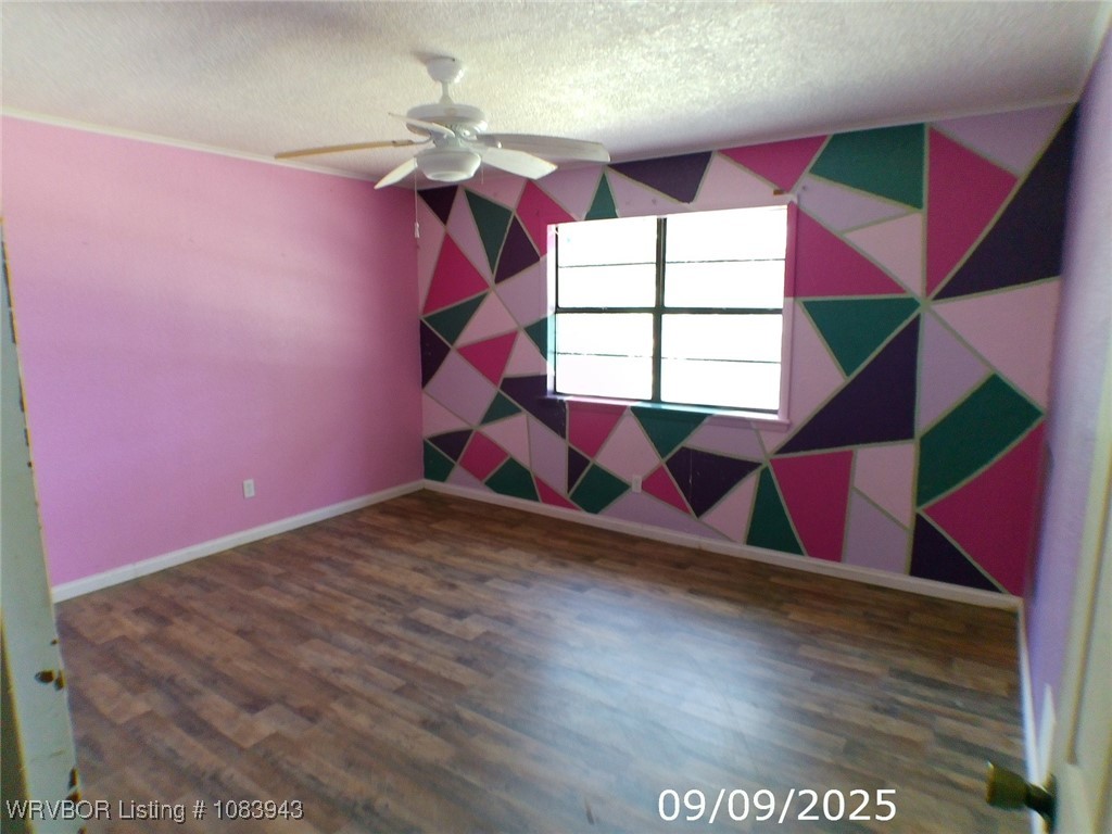 property viewer photo 16