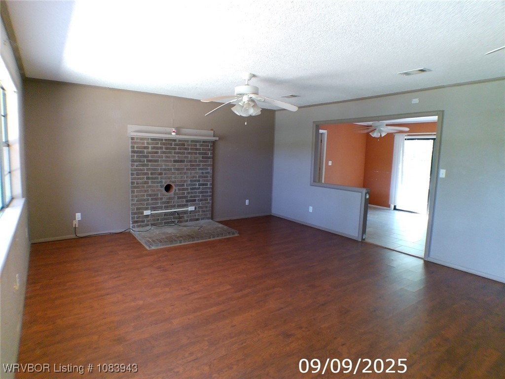 property viewer photo 7
