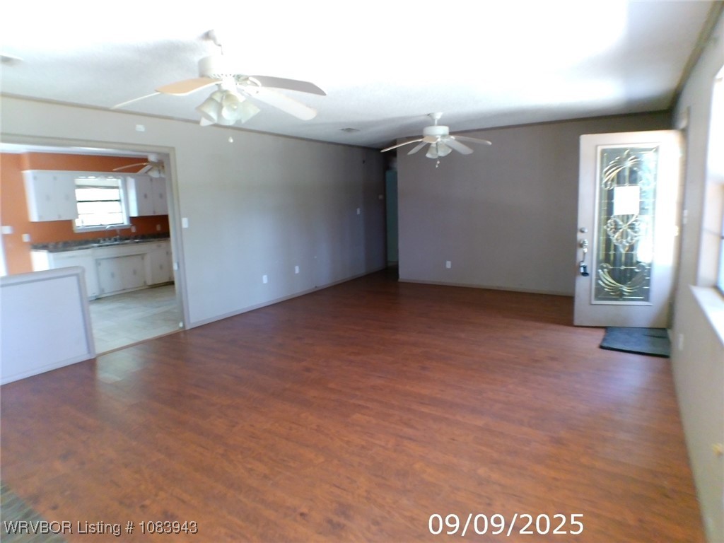 property viewer photo 8