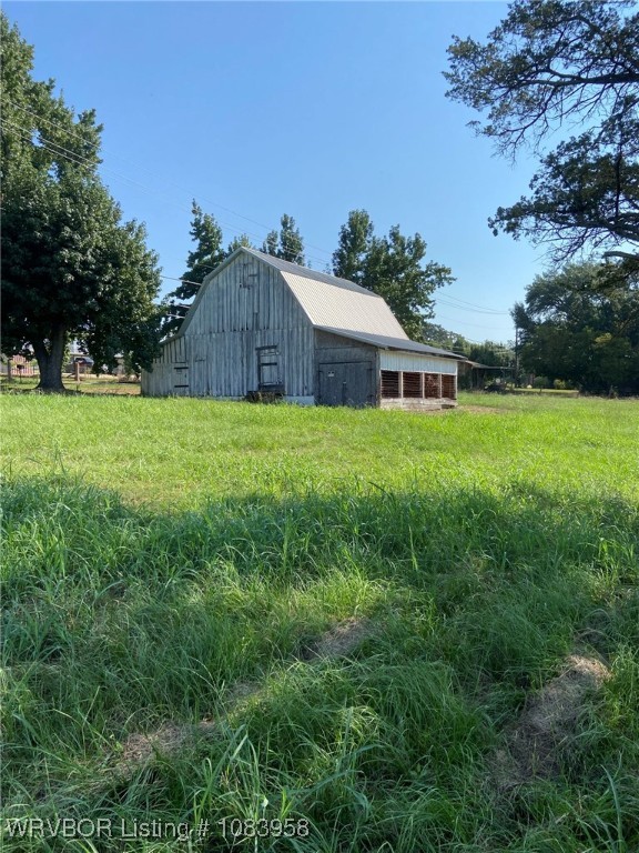 main property photo 9