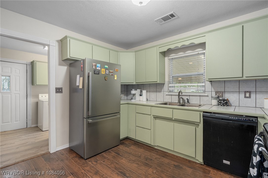 property viewer photo 6