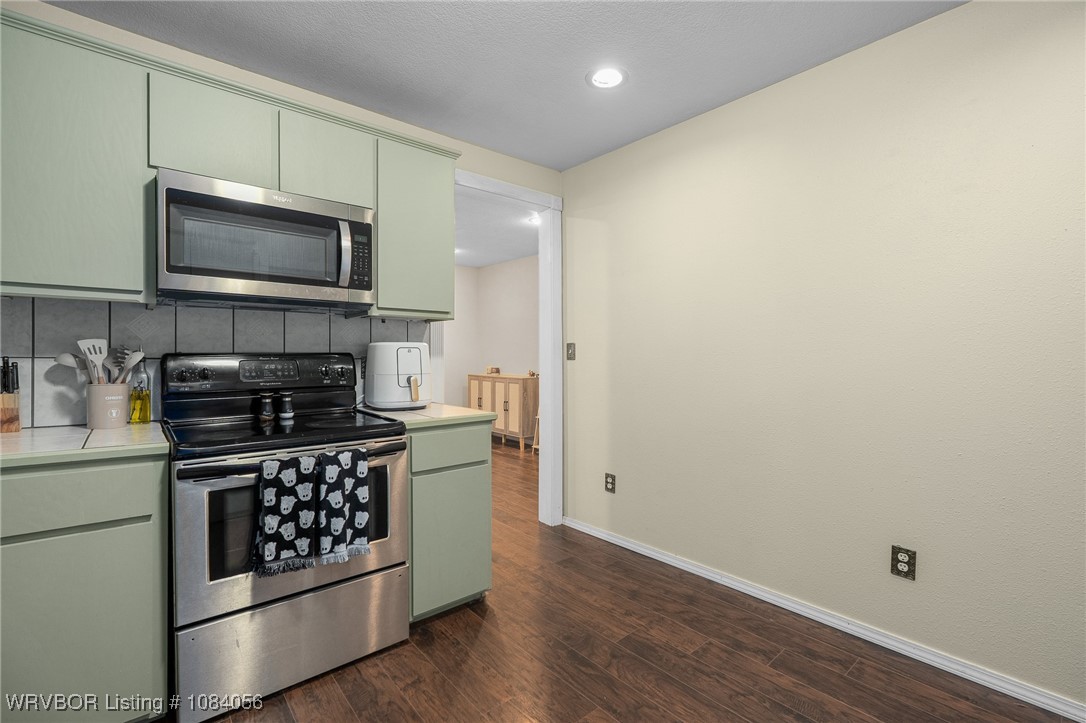 property viewer photo 9