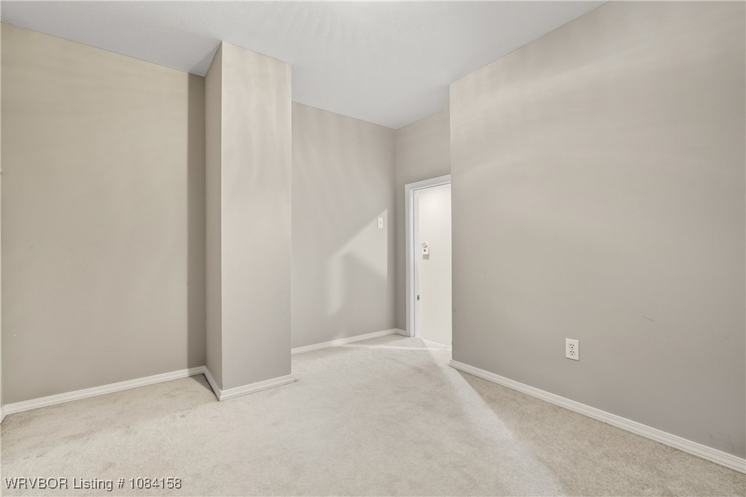 property viewer photo 34