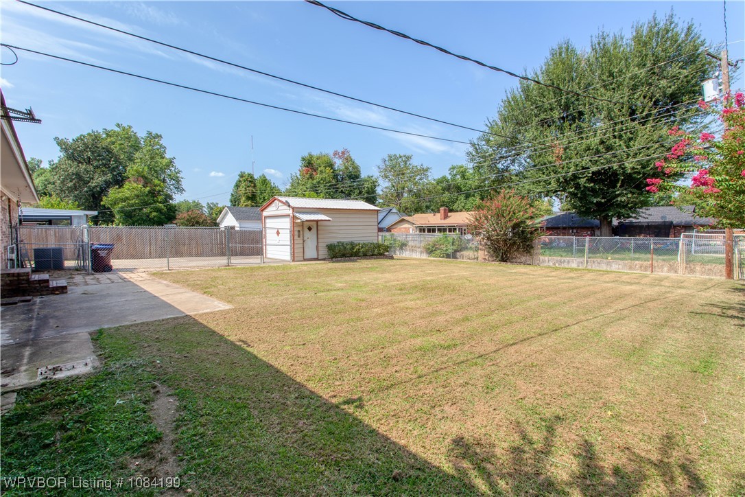 main property photo 32