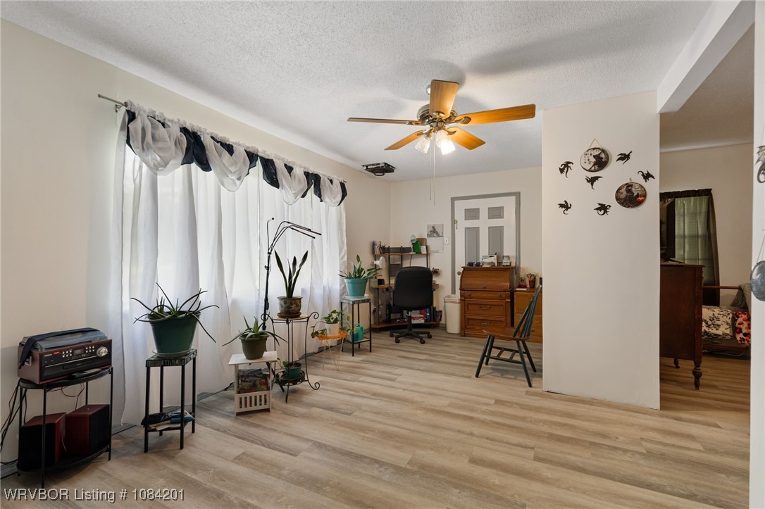 property viewer photo 12