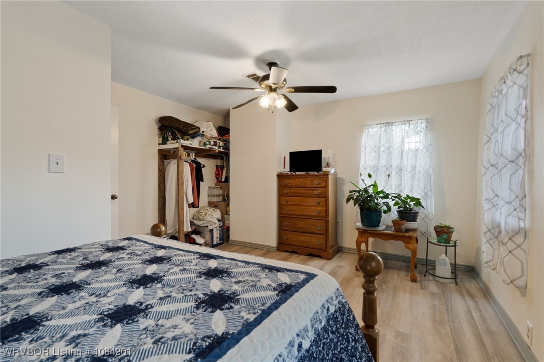 property viewer photo 22