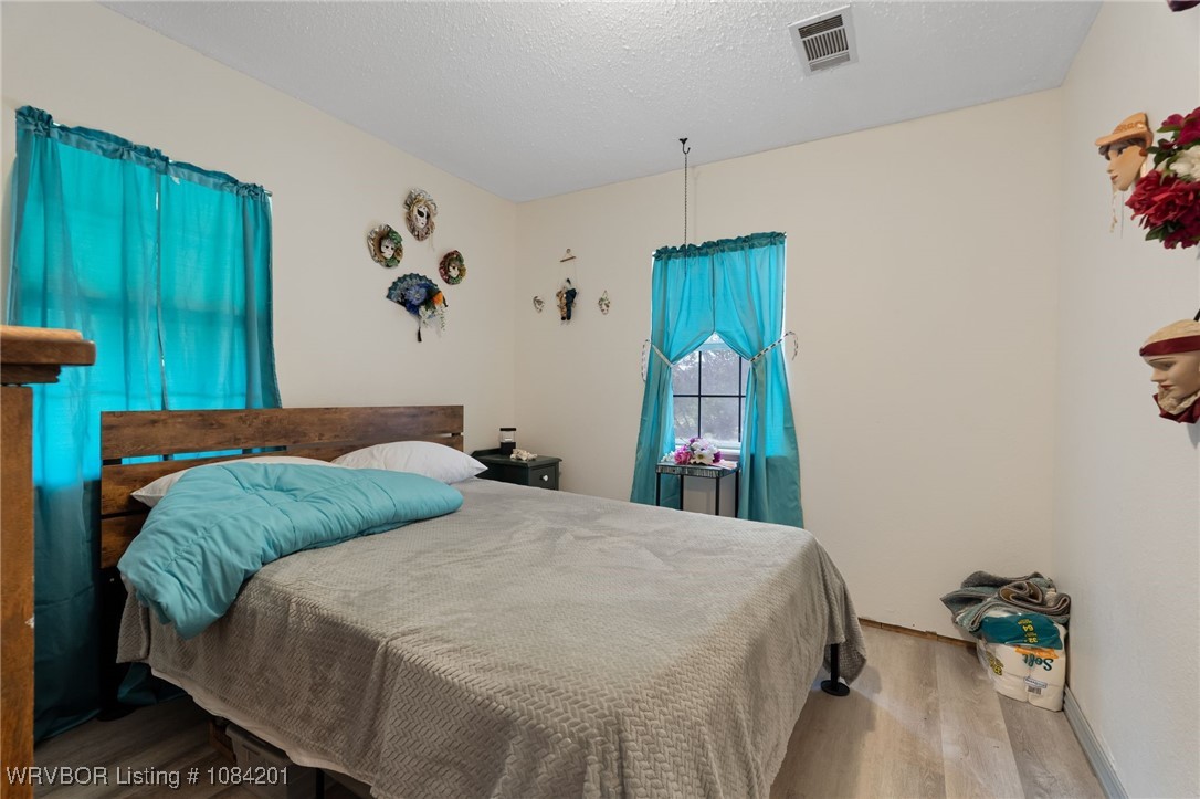 property viewer photo 23
