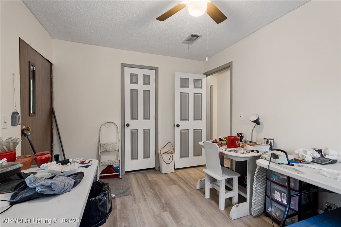 property viewer photo 25
