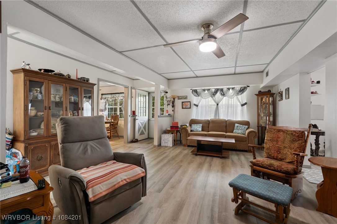 property viewer photo 6