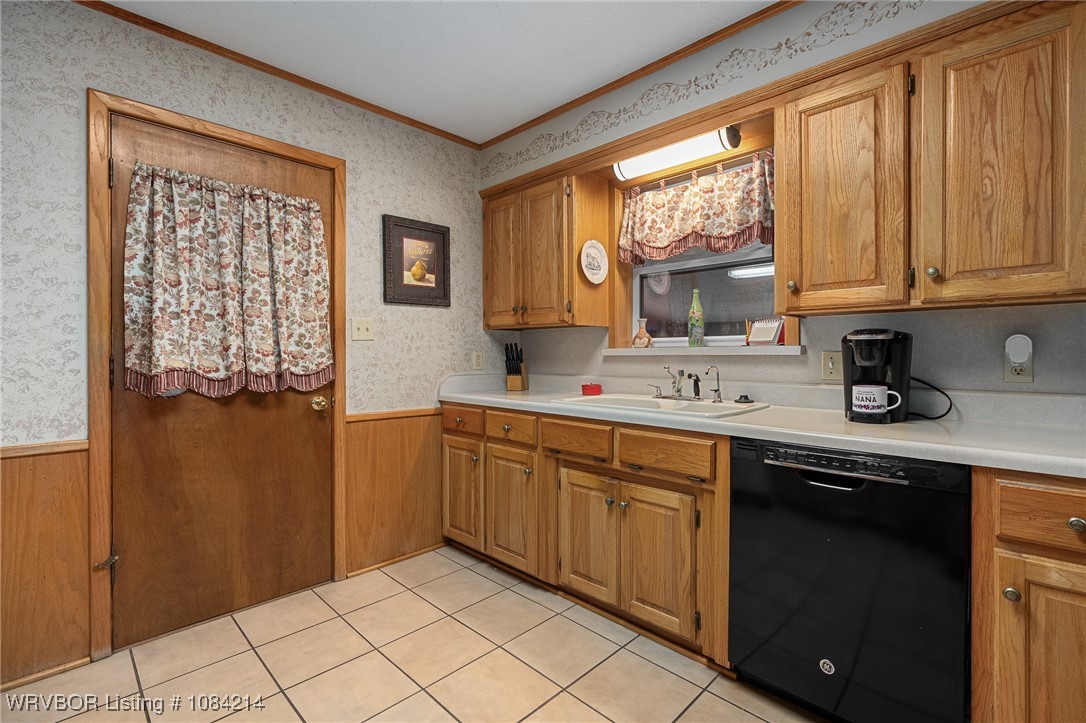 property viewer photo 9