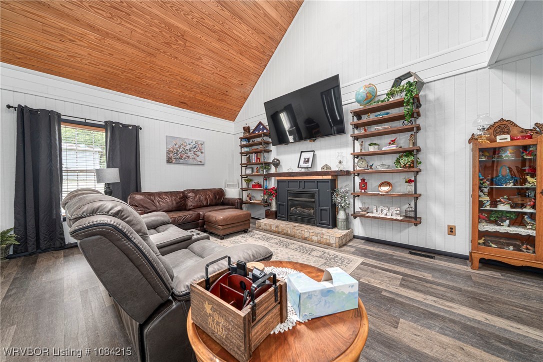 main property photo 31