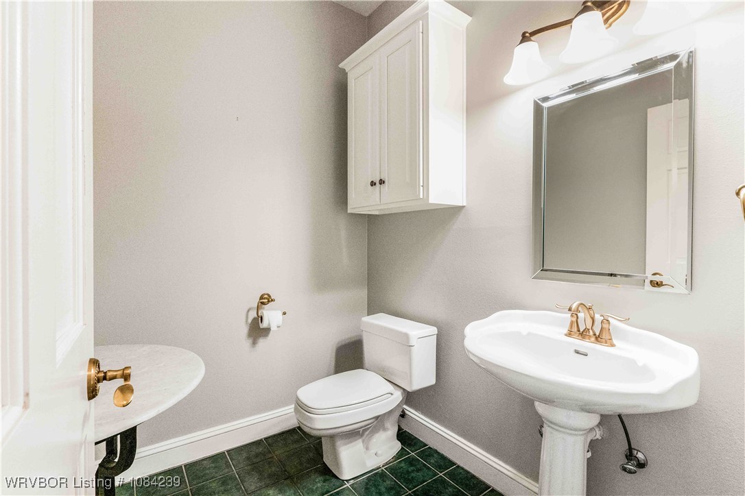 main property photo 16