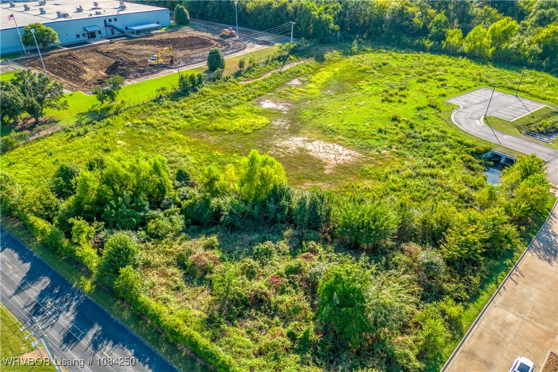main property photo 10