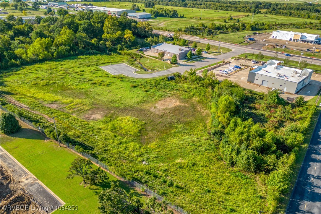 main property photo 13