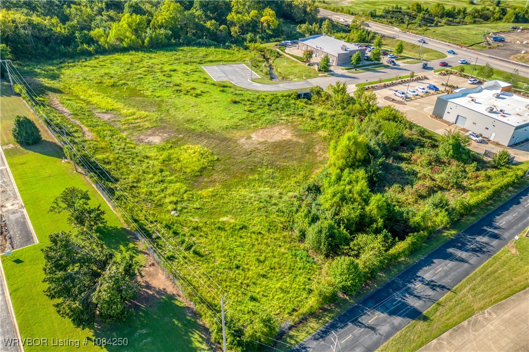main property photo 8