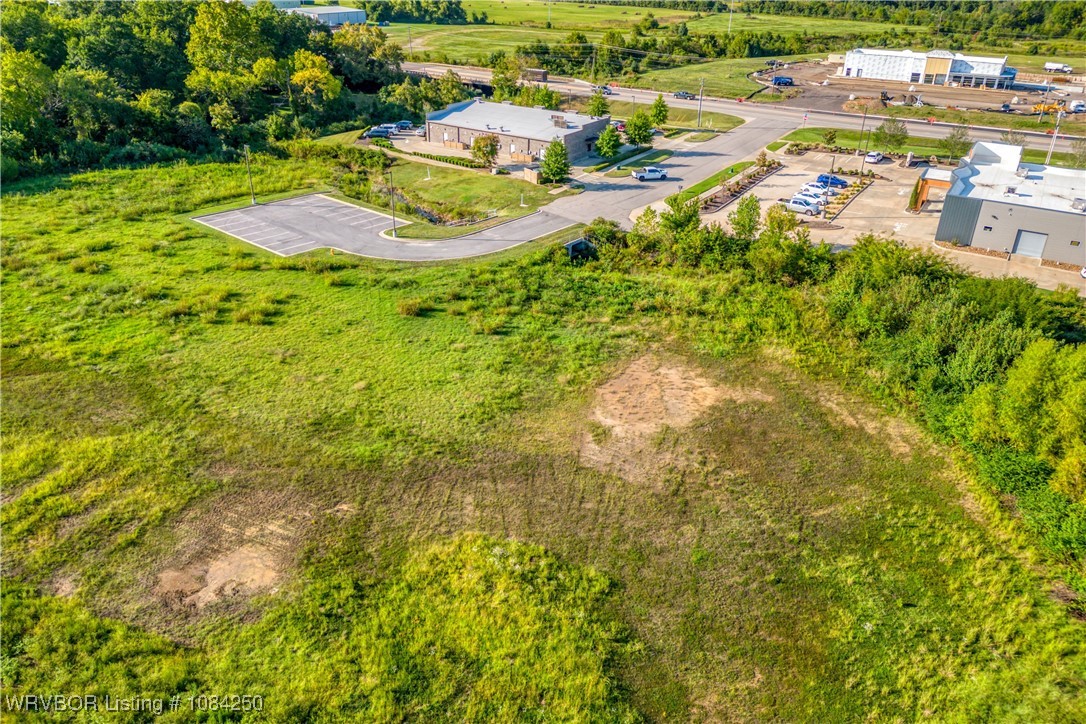 main property photo 9
