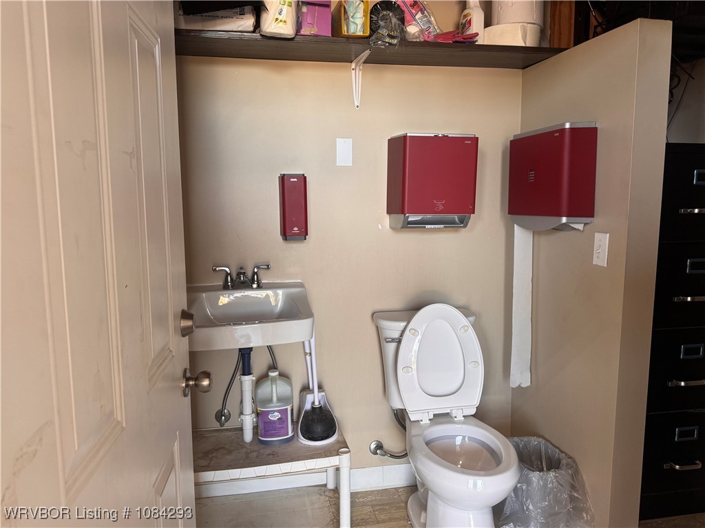 property viewer photo 19