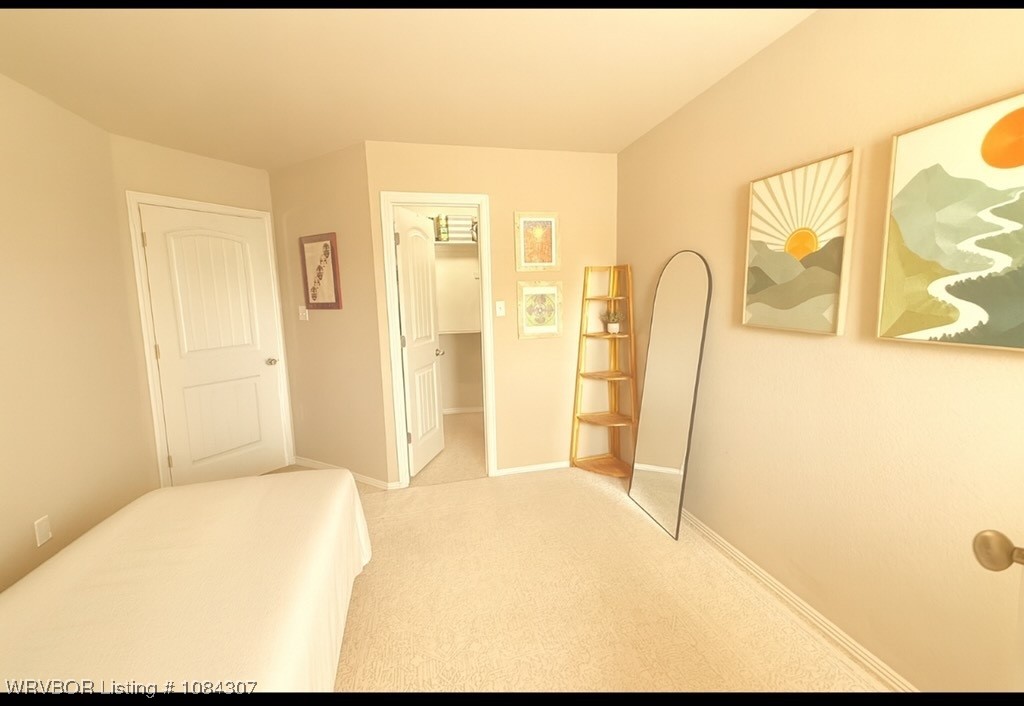 property viewer photo 11