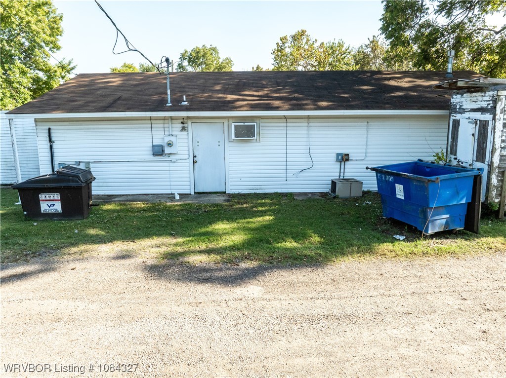main property photo 32