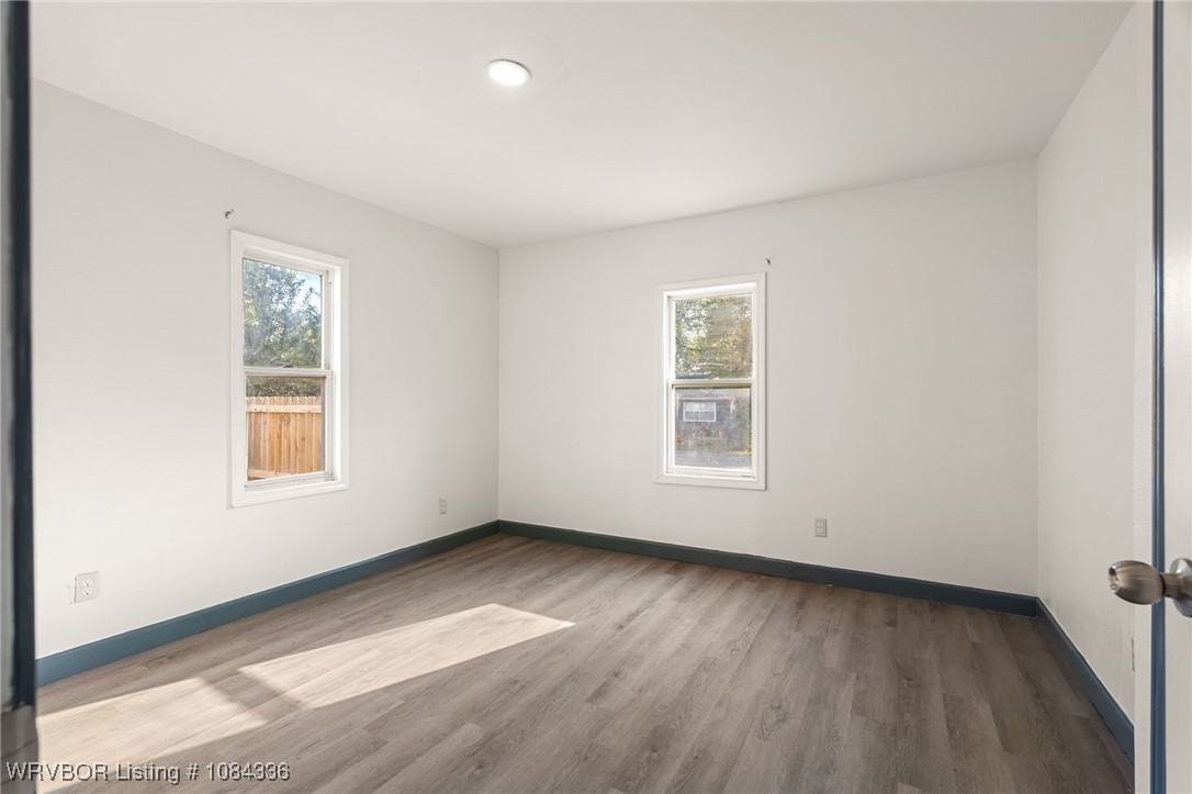 property viewer photo 23