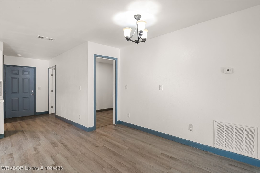 property viewer photo 9