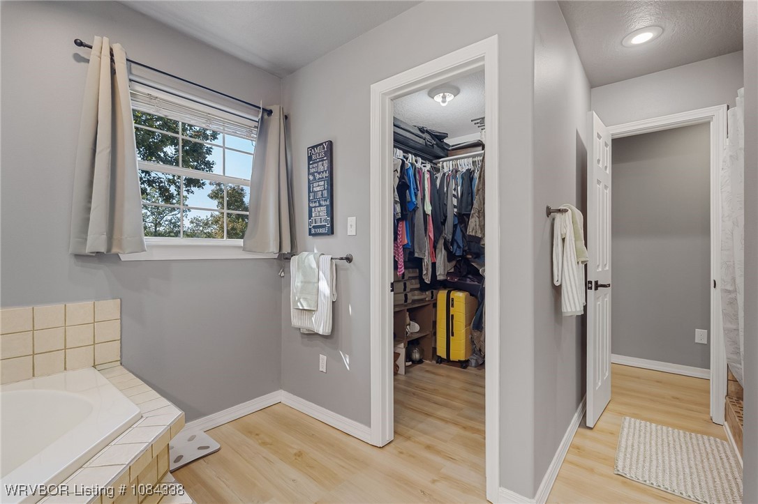 property viewer photo 18