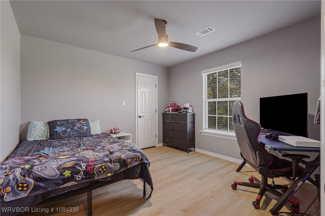 property viewer photo 23