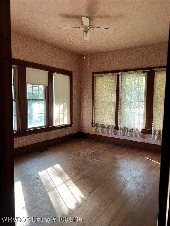 property viewer photo 16