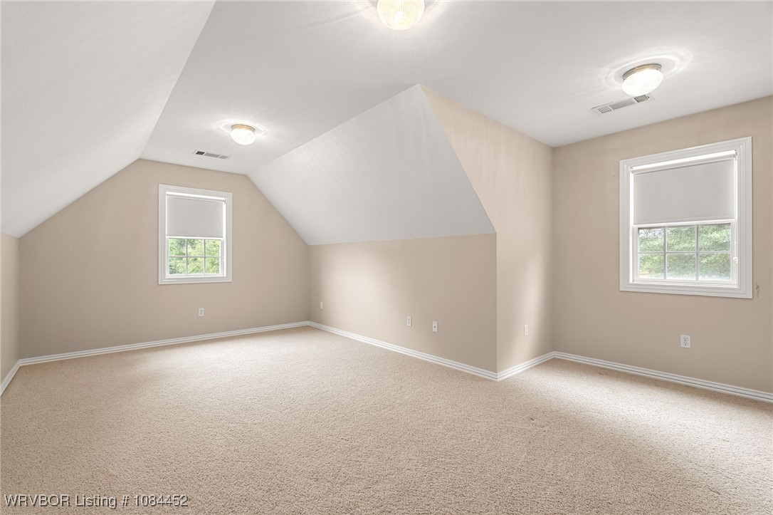 property viewer photo 40