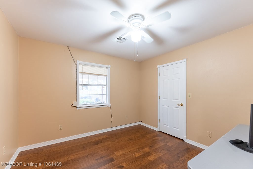 property viewer photo 13