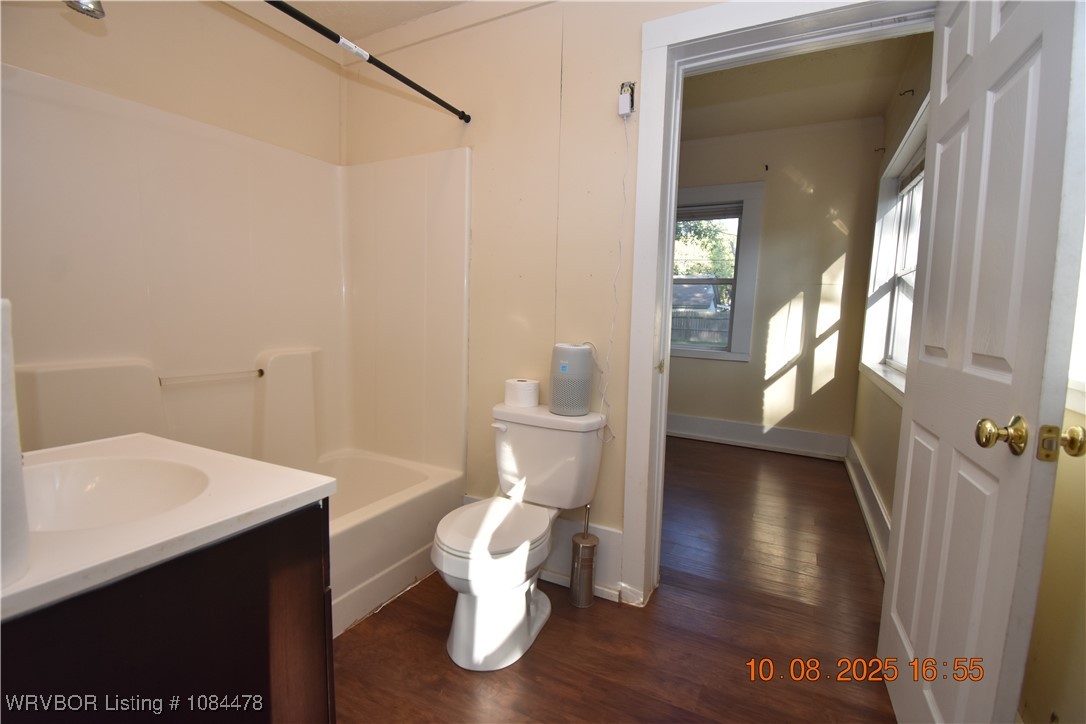 property viewer photo 11