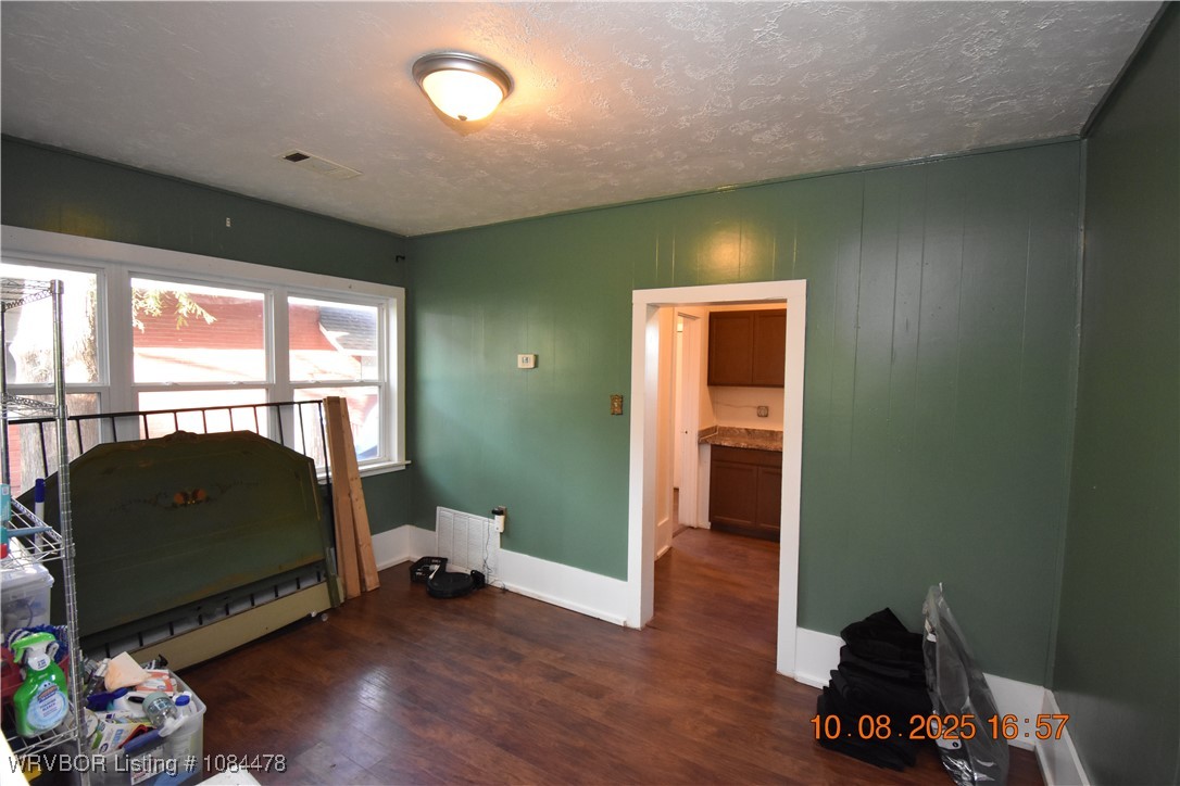 property viewer photo 19
