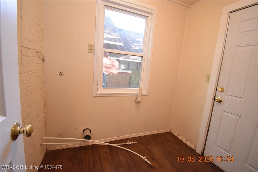 property viewer photo 8