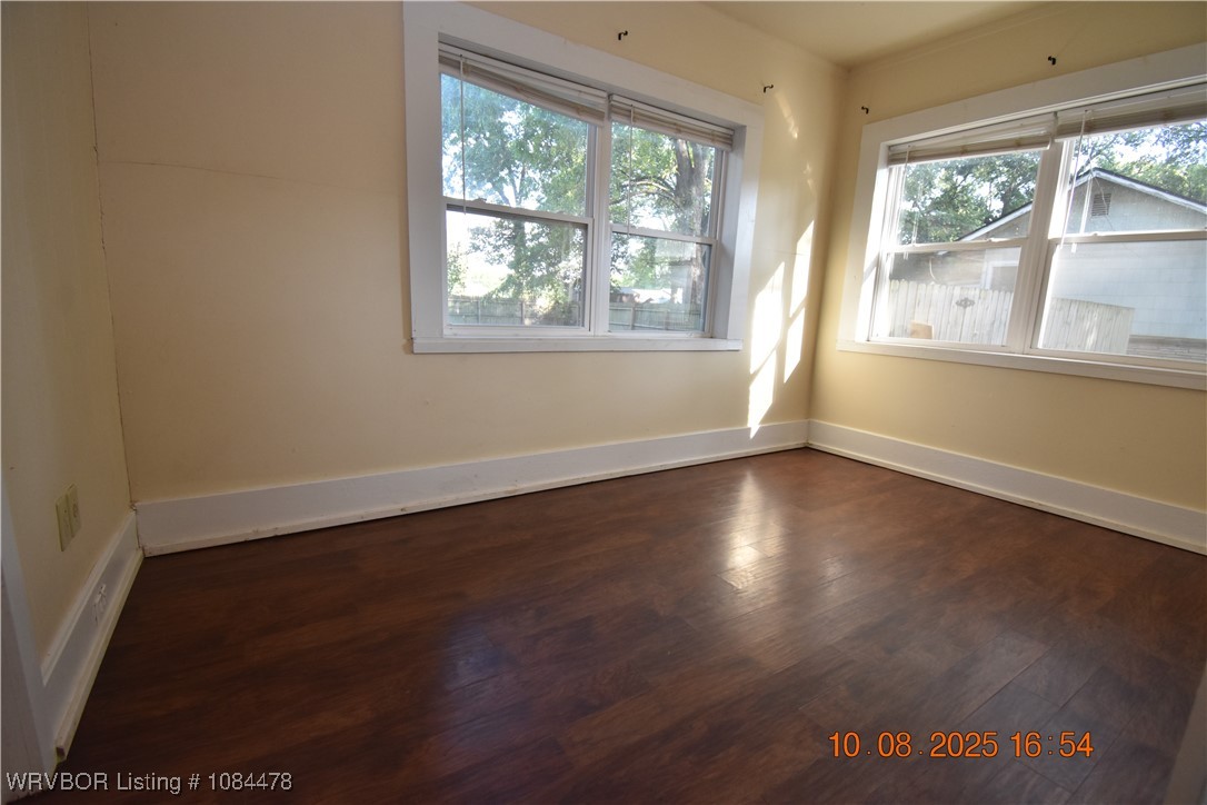 property viewer photo 9