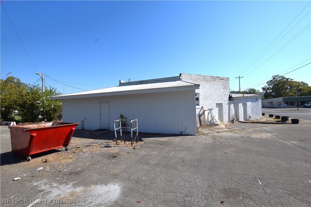 main property photo 15