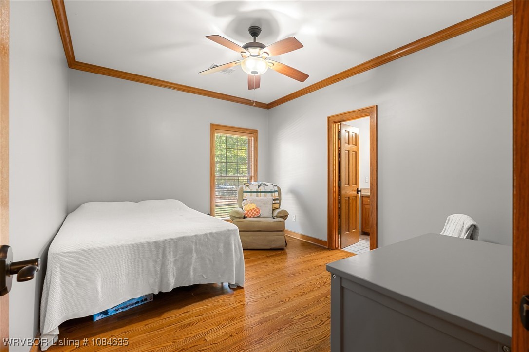 property viewer photo 10