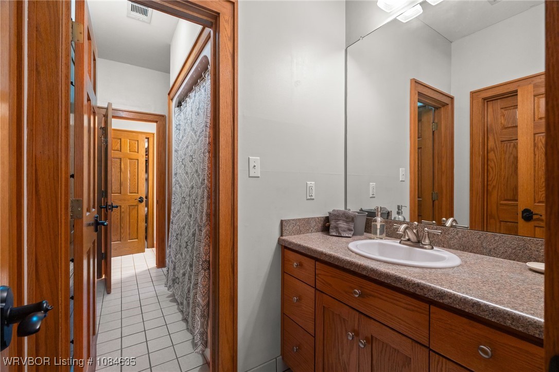 property viewer photo 12