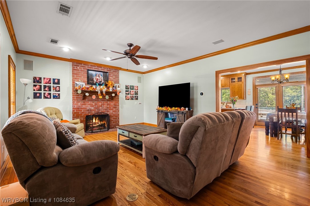 property viewer photo 7