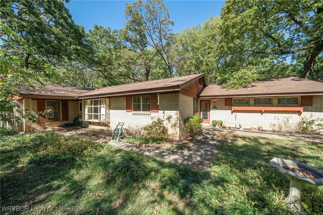 property viewer photo 2