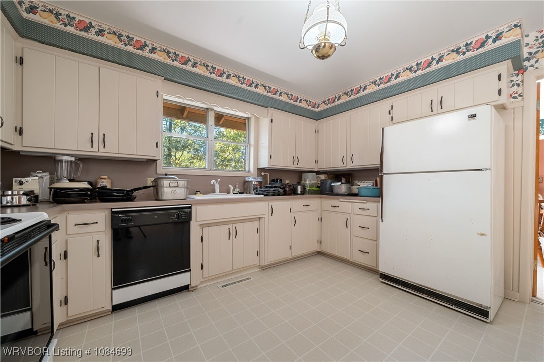 property viewer photo 32