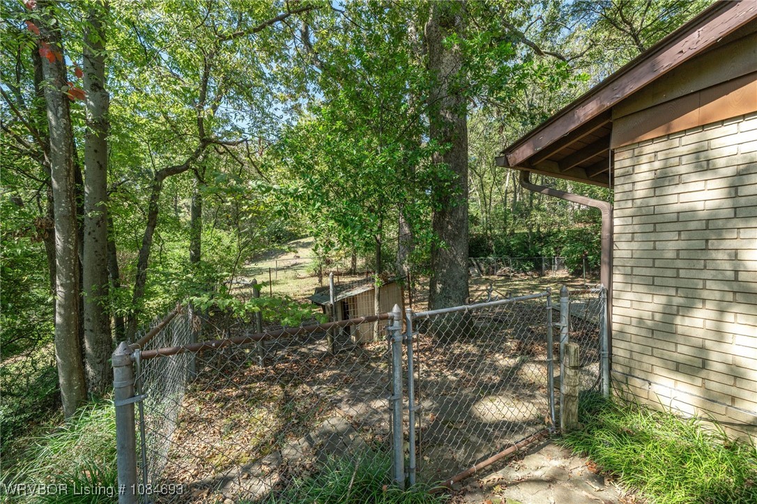 property viewer photo 4