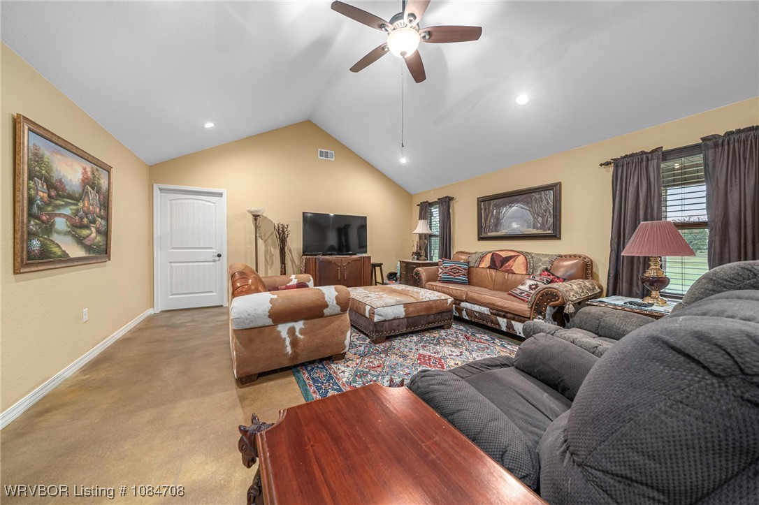 property viewer photo 15