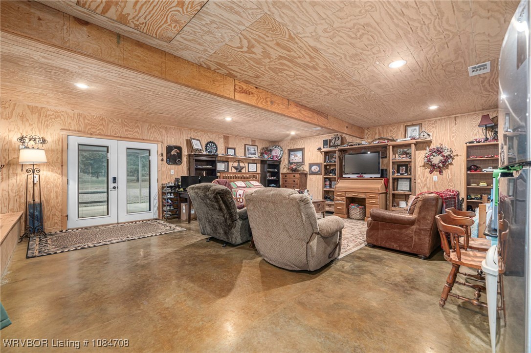 property viewer photo 47
