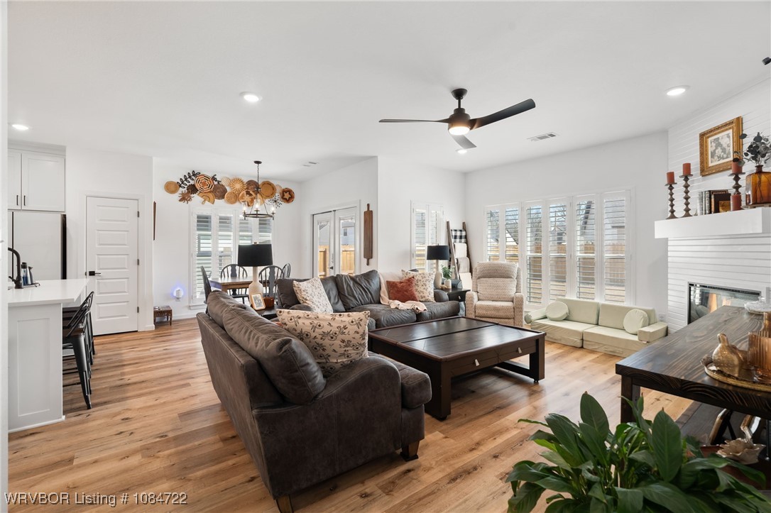 property viewer photo 13